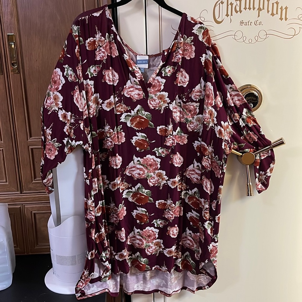Meri Skye Burgundy Floral Tunic 1X